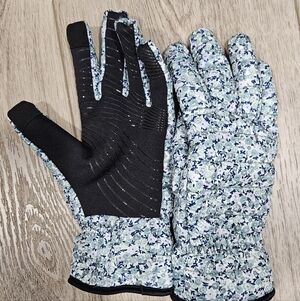 Floral Patterned Woman's Gloves